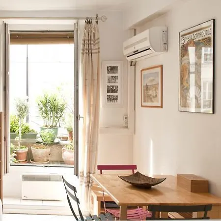 Les Toits De Montmartre Appartement